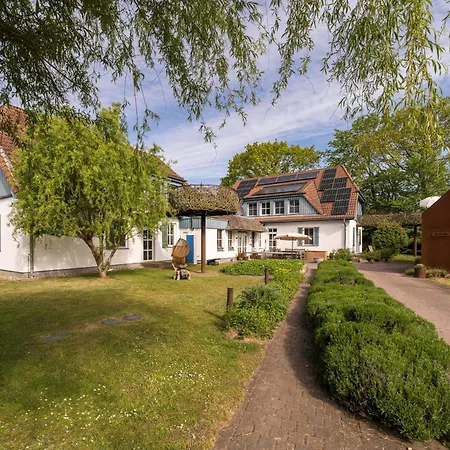 Haus Am Schilf - 3 * Wieck